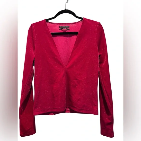 ☀️ Urban Outfitters Bree Red Velvet Metallic V-Neck Long Sleeve Women’s Large - Picture 2 of 5